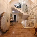 Garra With Heated Pool