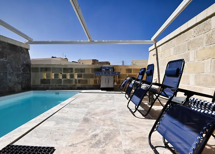Villa Garra With Heated Pool Għasri