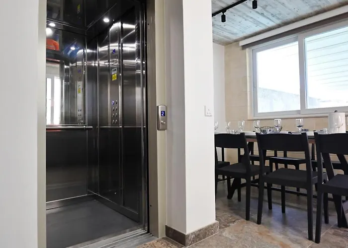 Villa Garra With Heated Pool *