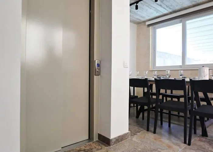 Garra With Heated Pool Villa Għasri