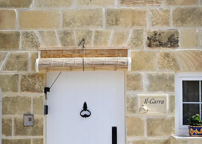 Garra With Heated Pool * Għasri