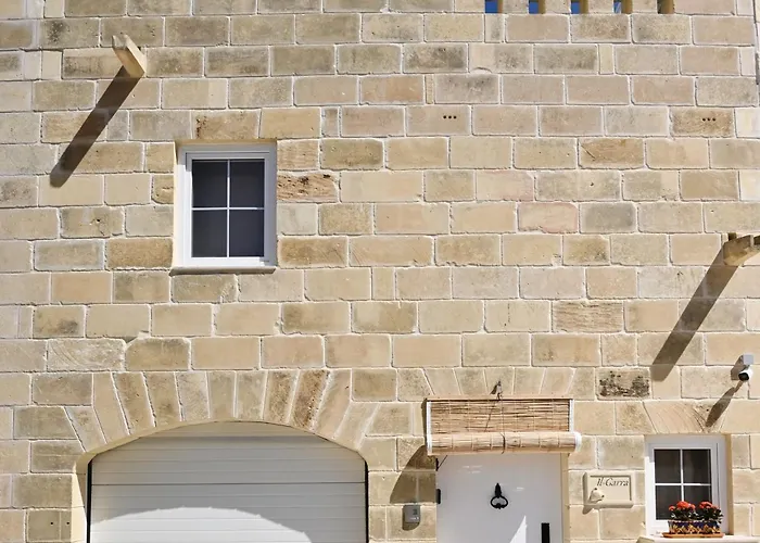 Villa Garra With Heated Pool