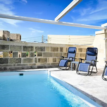 Garra With Heated Pool Ghasri (Gozo)
