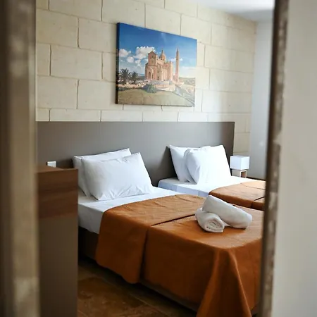 Garra With Heated Pool Ghasri (Gozo)