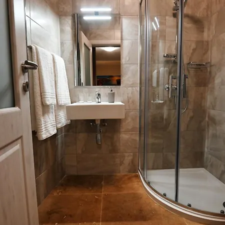 Garra With Heated Pool *