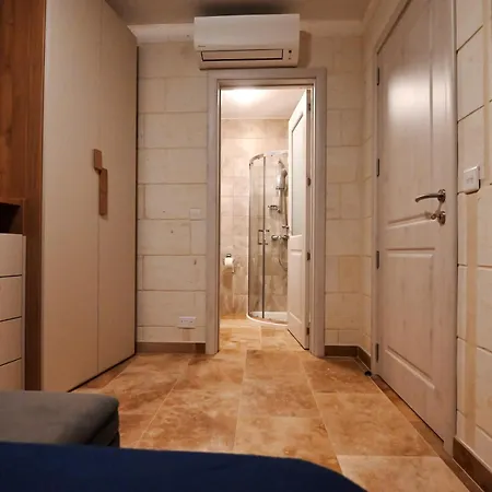 Garra With Heated Pool Villa *