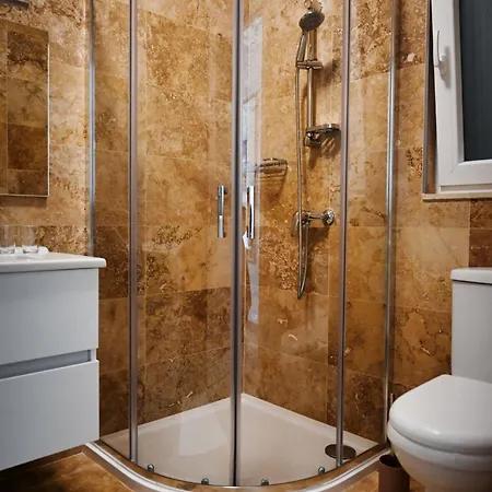 וילה Garra With Heated Pool גאסרי