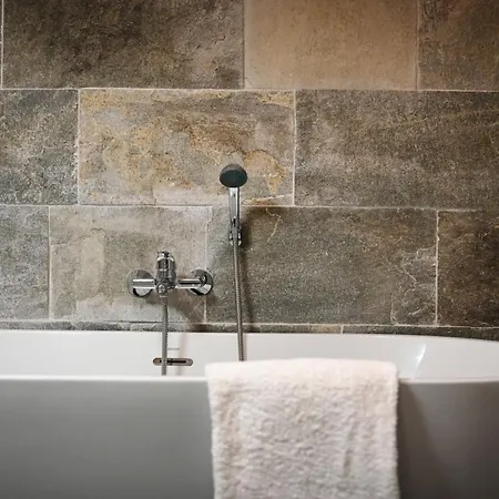 Garra With Heated Pool * Għasri