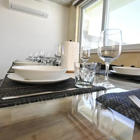 וילה Garra With Heated Pool *