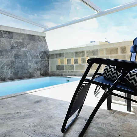Garra With Heated Pool Ghasri (Gozo)
