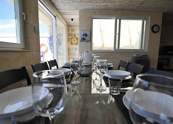 Villa Garra With Heated Pool Għasri